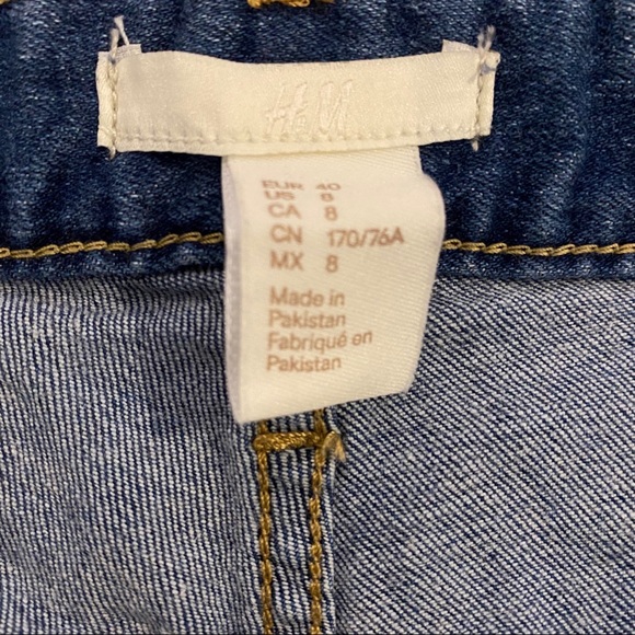 H&M  jeans Short size 8 - Picture 4 of 5